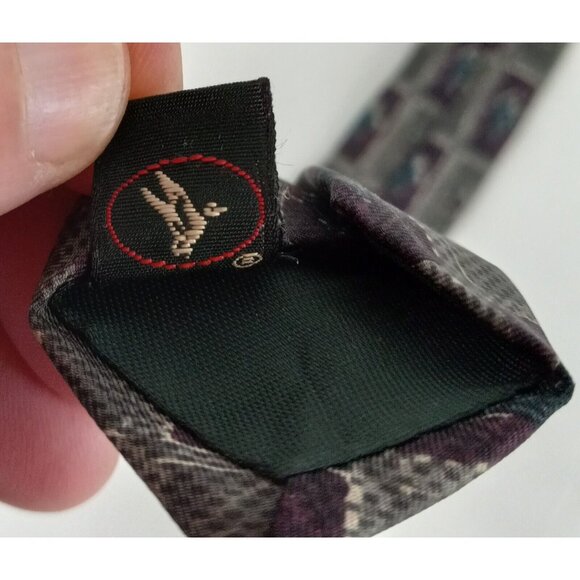 Bert Pulitzer Men's Necktie Collector's Ed.  55" L x 3 7/8" W Silk Made in USA - Picture 7 of 7